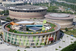 在郑州定居需要考虑哪些因素？这些因素对生活有何影响？