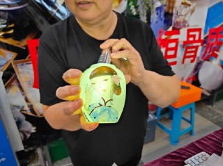 她数度哽咽，想让唐山骨质瓷再放光华！