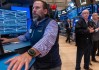 午盘：道指下跌400点 纳指跌幅收窄至0.1%