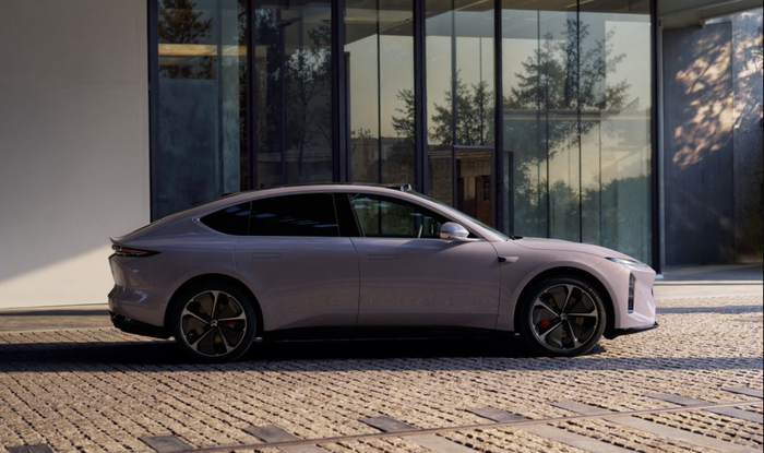 急着第四季度盈利的蔚来汽车不再固执 第3张 急着第四季度盈利的蔚来汽车不再固执 第3张