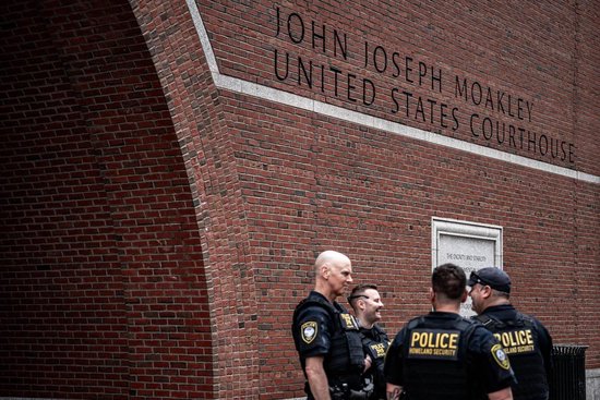 科研停滞,人才外流——特朗普政府政策引发美科学界“寒潮” 第3张 科研停滞,人才外流——特朗普政府政策引发美科学界“寒潮” 第3张